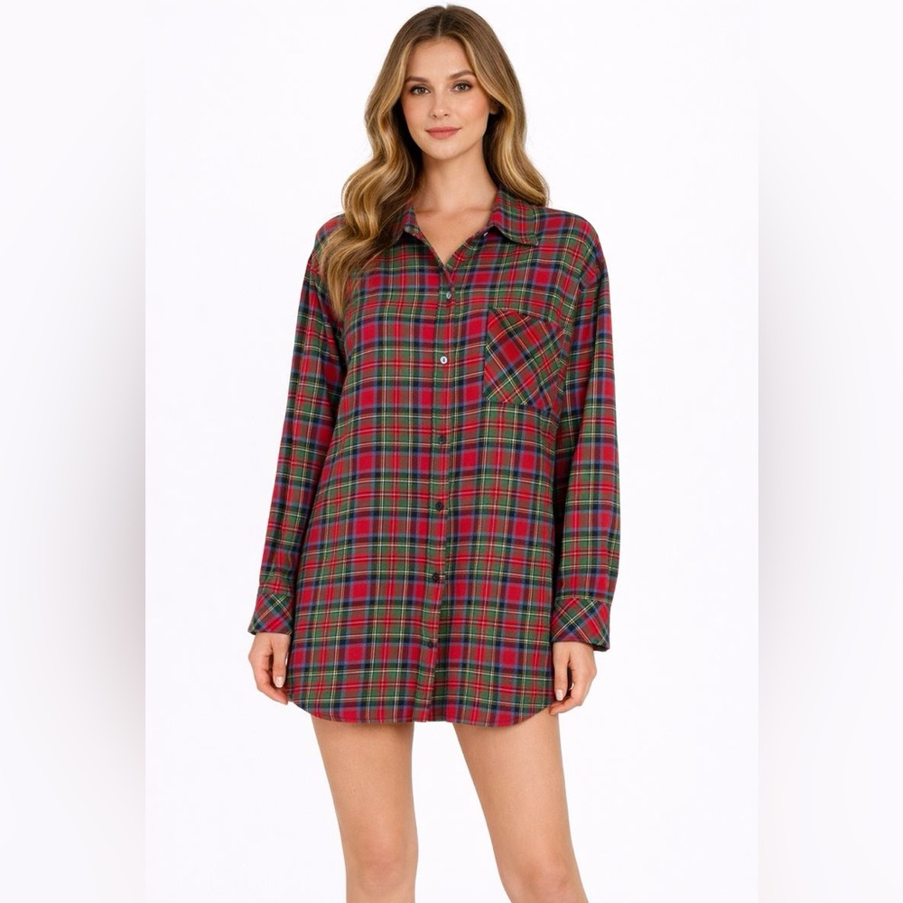 NWOT Victoria’s Secret 2pc NightShirt‎ with original fleece bun pant